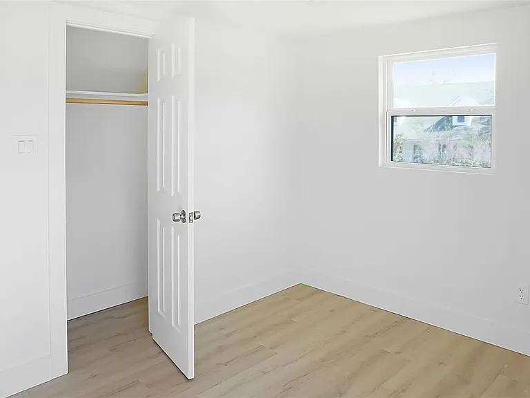 37 Almond Dr — Photo 11
