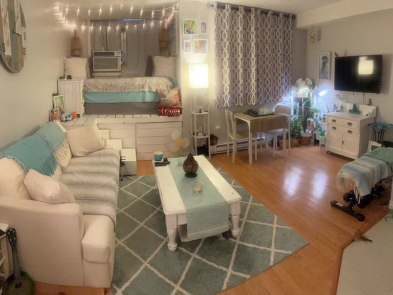 149 Mississauga Ave — Photo 11