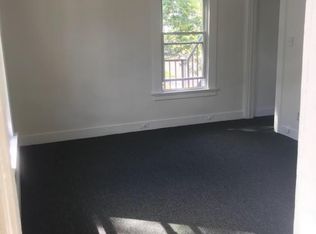 286 W Main St APT 2R, Meriden, CT 06451