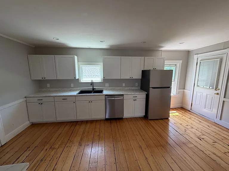 71 Preble Street — Photo 7