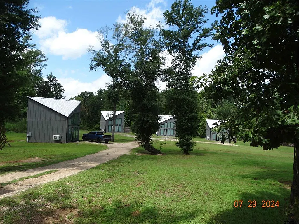 1 bed, 753 sqft, $1,200 — Photo 2