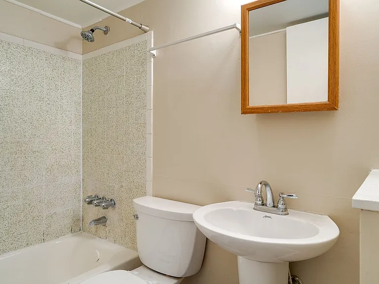 12506 Live Oak Dr — Photo 22