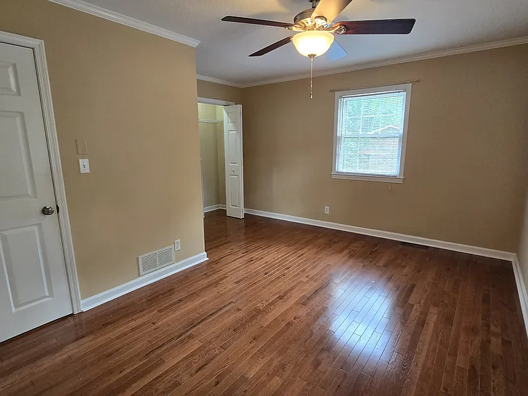 4680 Forestmanor Dr — Photo 27