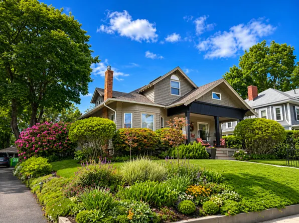 178 Cedar St, Clinton, MA 01510