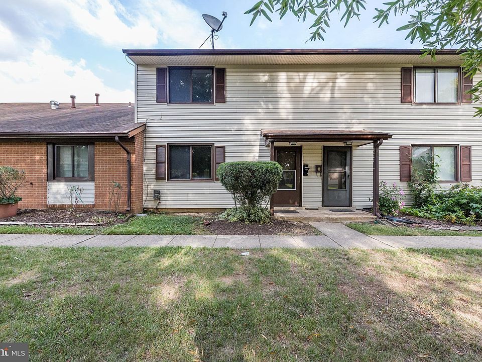 1st image of 8420 Alameda Ct #67