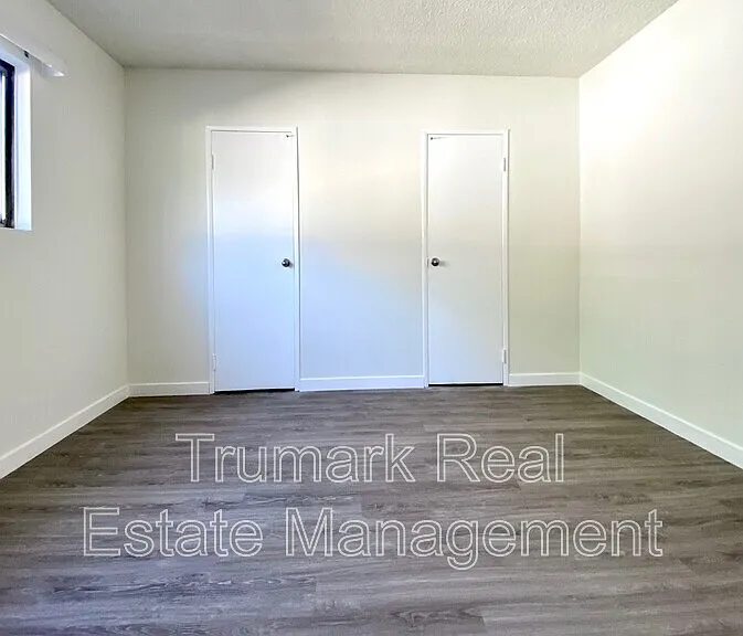 585 E Washington Blvd #28 — Photo 3