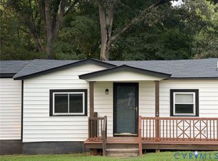 1694 River Rd W, Crozier, VA 23039
