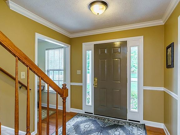 5th image of 4013 Forsythe Dr
