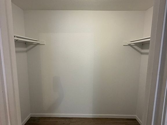 5th image of 1008-1010 Emily Ln