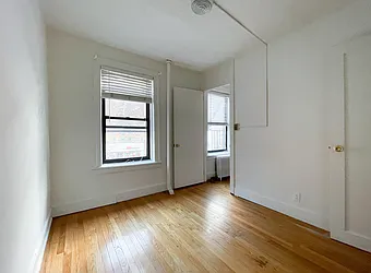 Rented by Kahen Properties