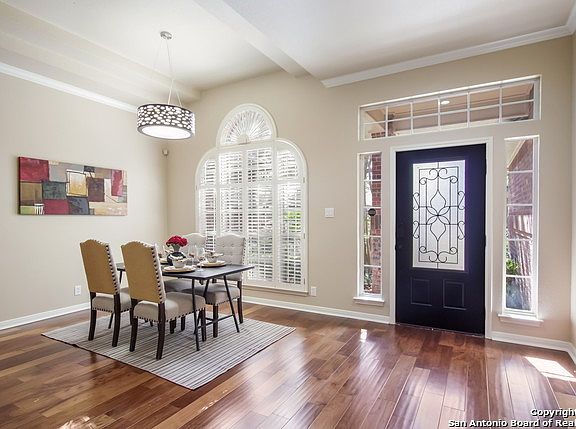 4th image of 2227 Pinoak Knl