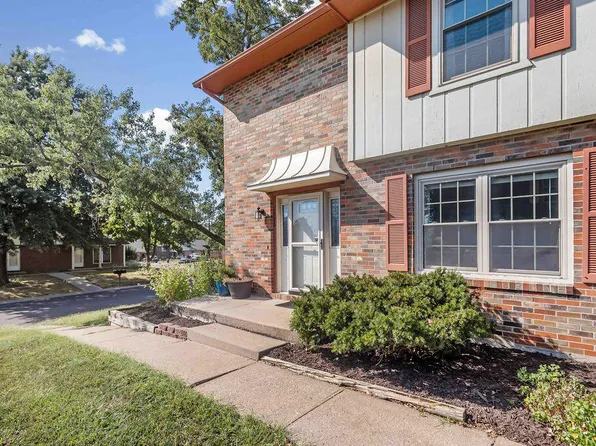 1576 Lakewood Dr, Columbia, MO 65202