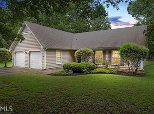 640 Osprey Ct, Lawrenceville, GA 30044