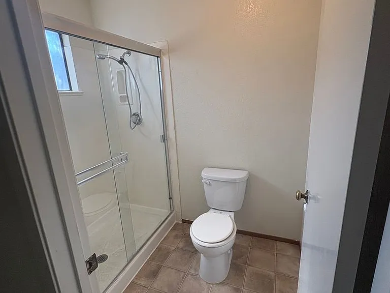 4509 Wrenford Way — Photo 12
