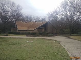 501 Hinton St, Grand Prairie, TX 75050