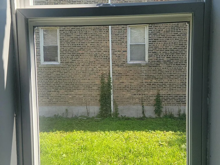 8801 S Escanaba Ave #1F — Photo 15