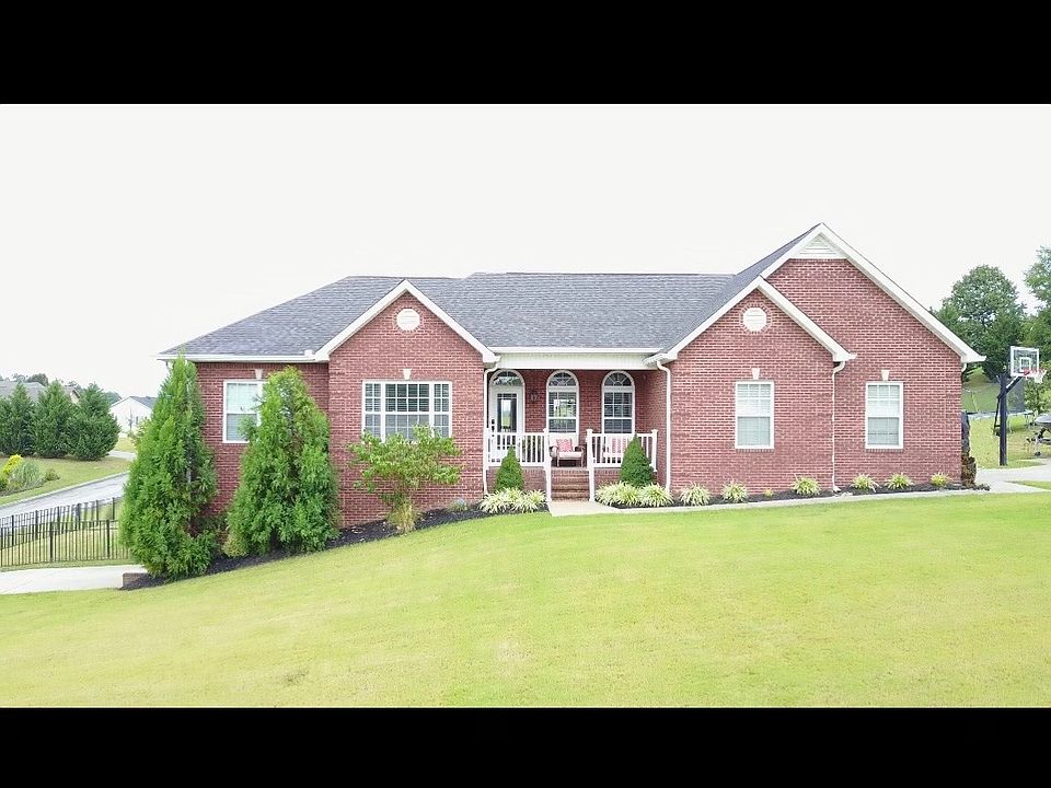 1st image of 401 Lake Vista Dr
