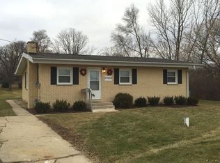 37630 N Frolic Ave, Beach Park, IL 60087