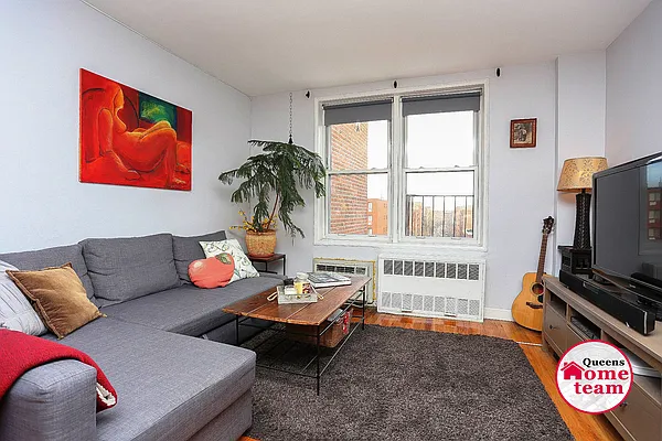 Sold by Keller Williams Realty Landmark II | media 8