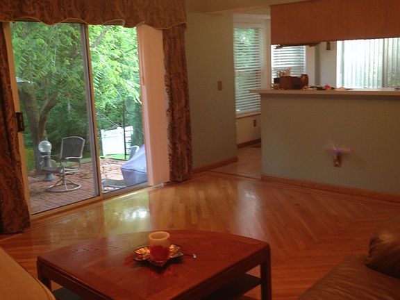 3rd image of 8525 Priestley Dr
