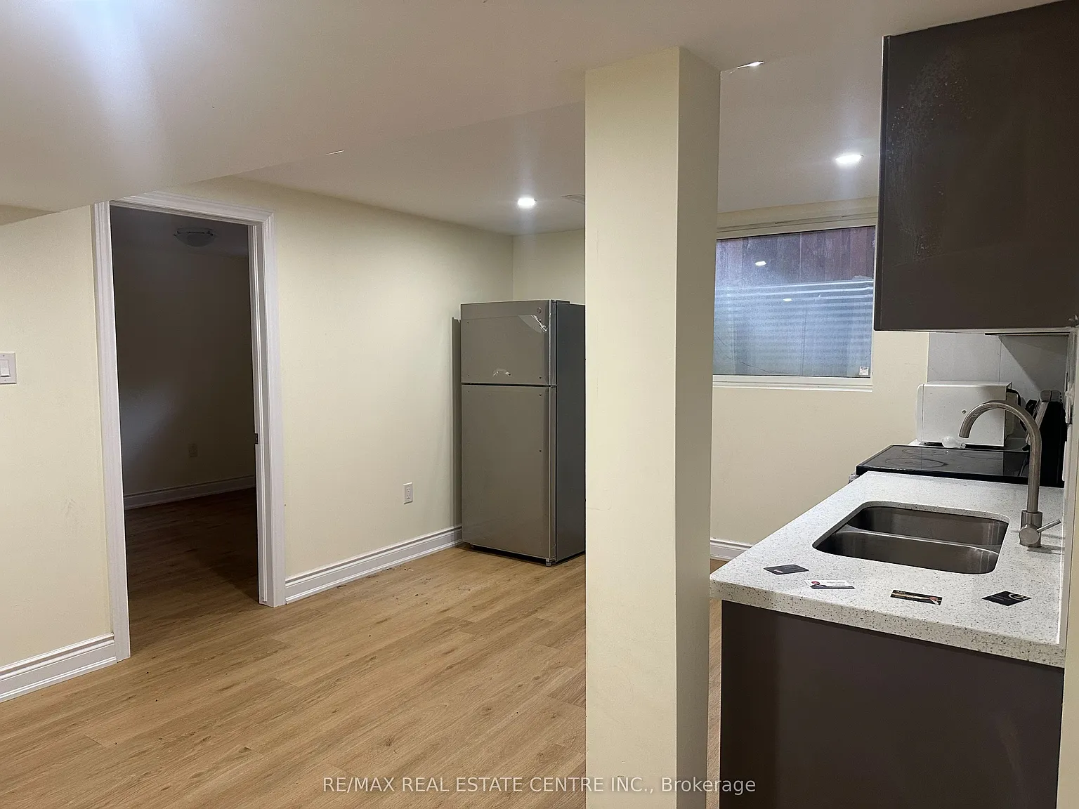 3 bed, $2,250 — Photo 2