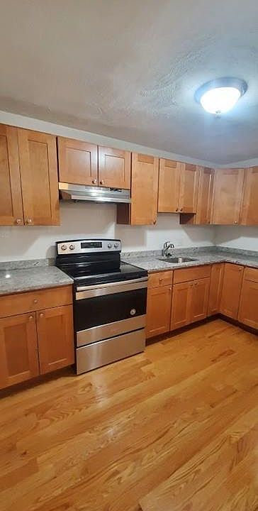 1st image of 55 Elmwood Park #22