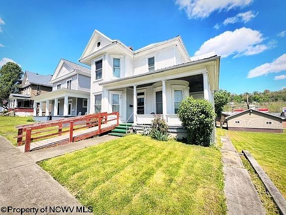 2nd image of 115 McGraw Ave