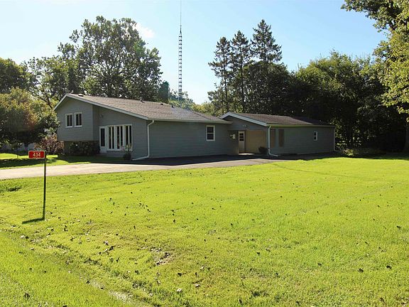 2nd image of 434 E Woodland Dr