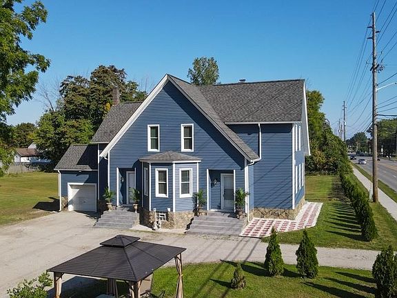3rd image of 839 Long Pond Rd