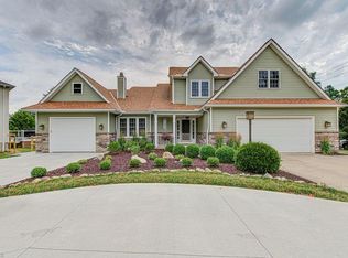 8423 Wyatt Rd, Broadview Heights, OH 44147