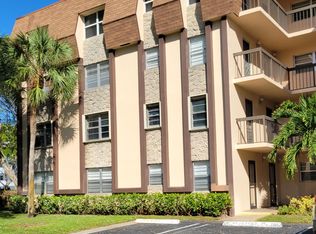6300 NW 2nd Ave APT 101, Boca Raton, FL 33487