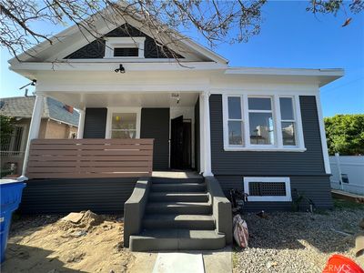 1168 W 35th St, Los Angeles, CA, 90007