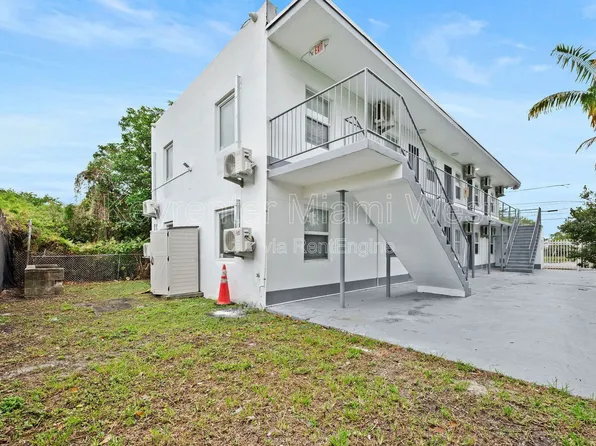 1245 NW 60th St, Miami, FL