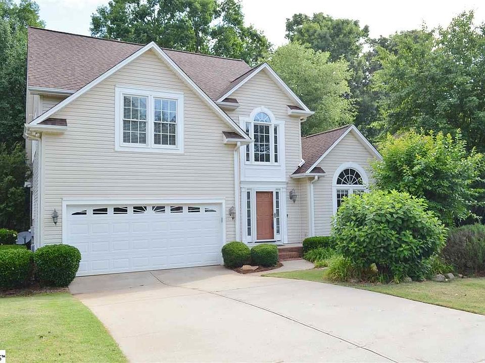 1st image of 119 E Glohaven Pl