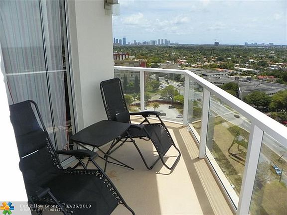 2nd image of 1351 NE Miami Gardens Dr APT 1725E