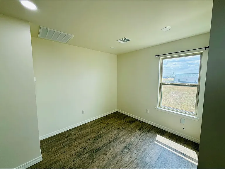 9177 Redbud Rd #2 — Photo 18