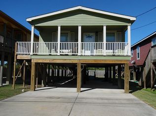 930 12th St, San Leon, TX 77539