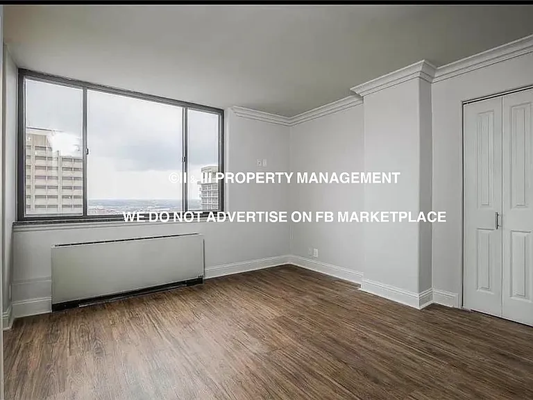 700 E 8th St #16H — Photo 15