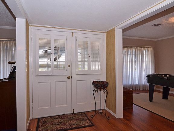2nd image of 1602 Marquette Dr
