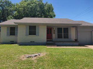801 Yale Ave, Lewisville, TX 75057