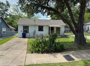 119 Louis Davis Dr, Huntsville, TX 77320
