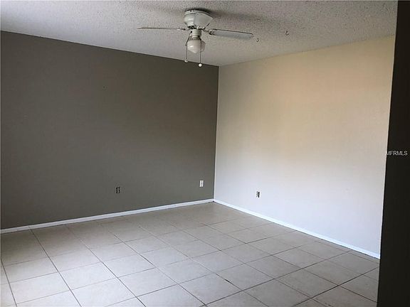 5th image of 1148 Epson Oaks Way