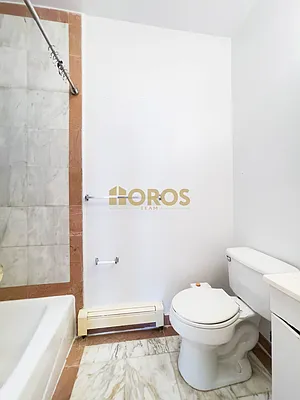 Rented by City Connections Realty | media 16