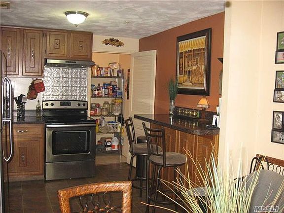 4th image of 244 Brettonwoods Dr
