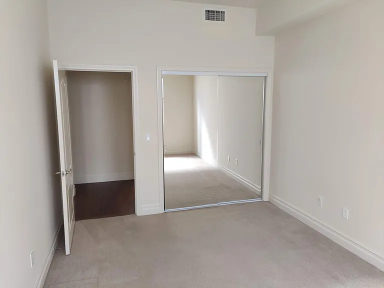 917 S New Hampshire Ave #211 — Photo 16