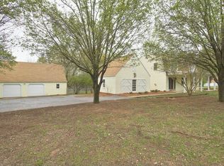 2708 E Georgia Rd, Simpsonville, SC 29681