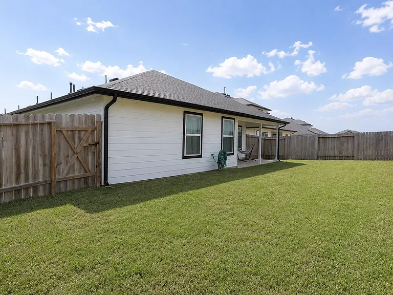 2908 Misty Elm Ln — Photo 28
