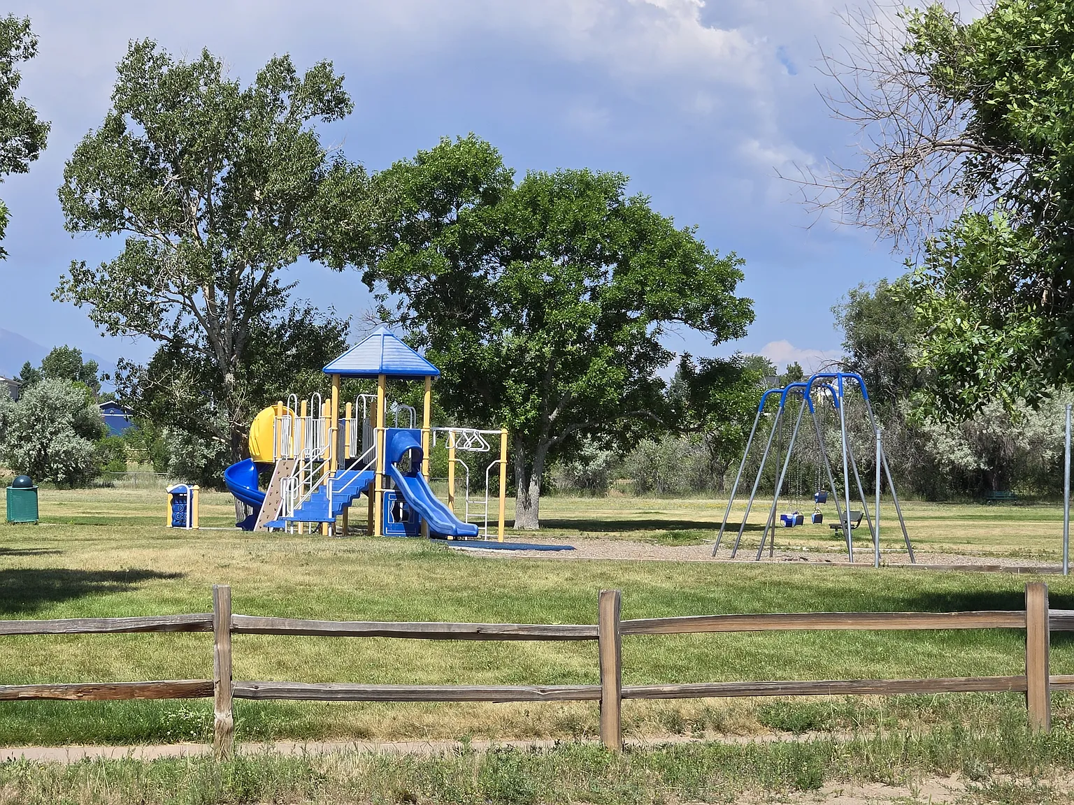 2 bed, 1.5 bath, $1,399 — Photo 4