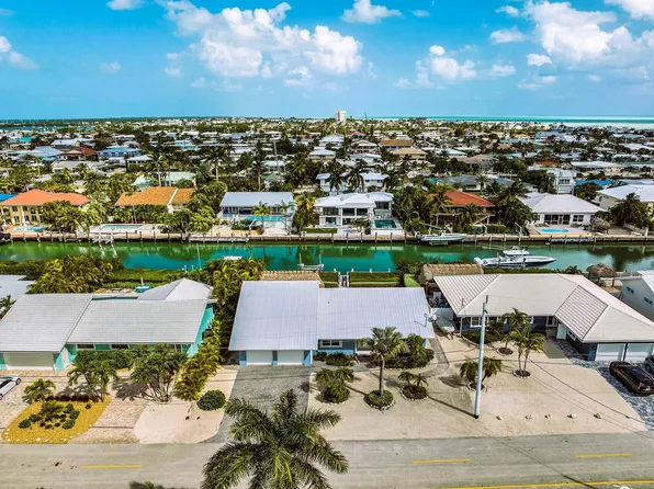 150 13th St, Key Colony Beach, FL 33051