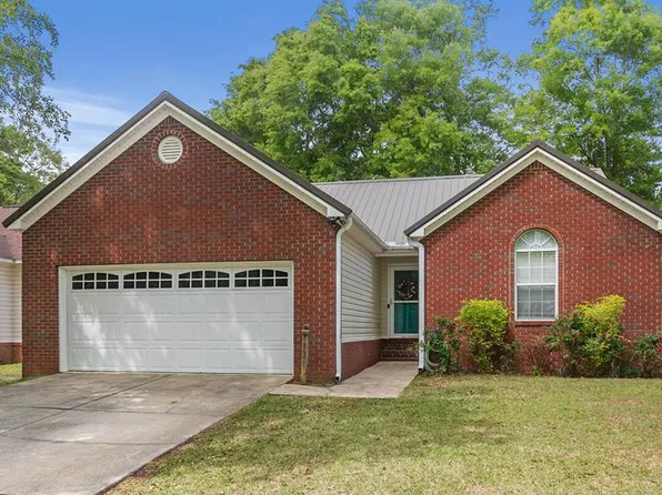 113 Cumberland Dr, Dothan, AL 36301